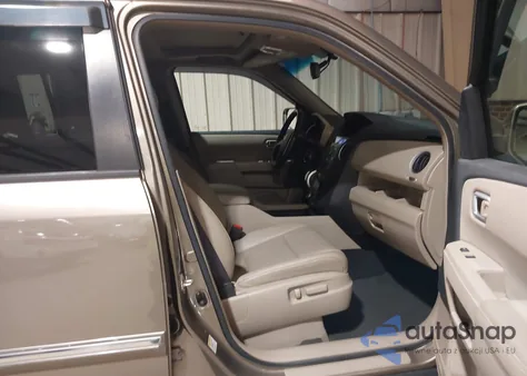 2009 Honda Pilot Touring z USA, uszkodzony, nr VIN 5FNYF48859B025333